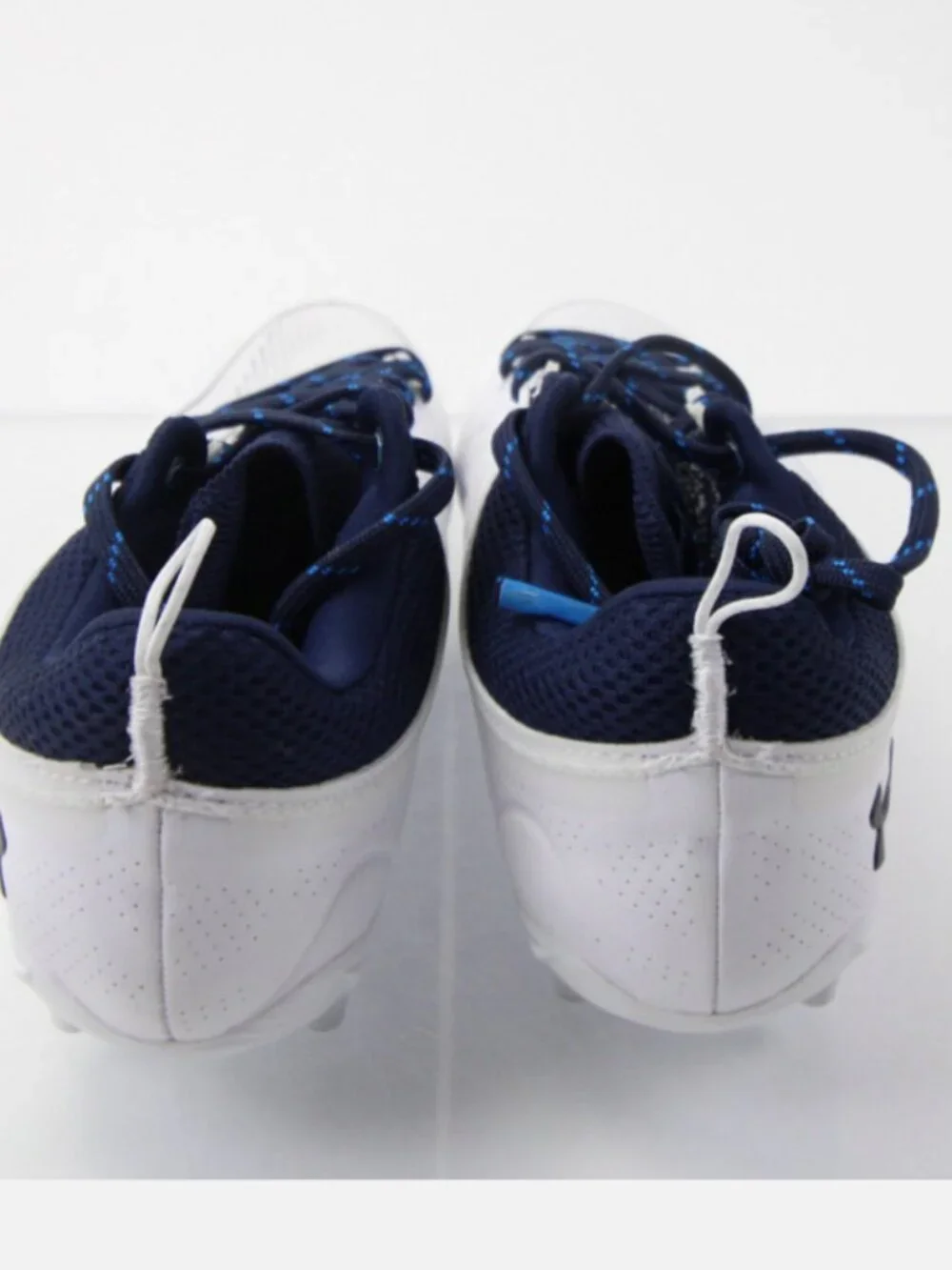 Women's NWT Under Armour Lacrosse Clests